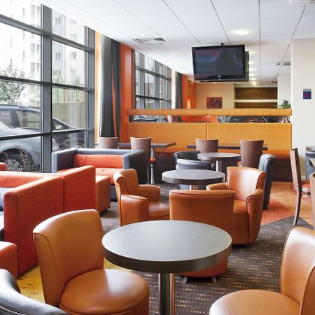 Holiday Inn Express Slough Restaurace fotografie