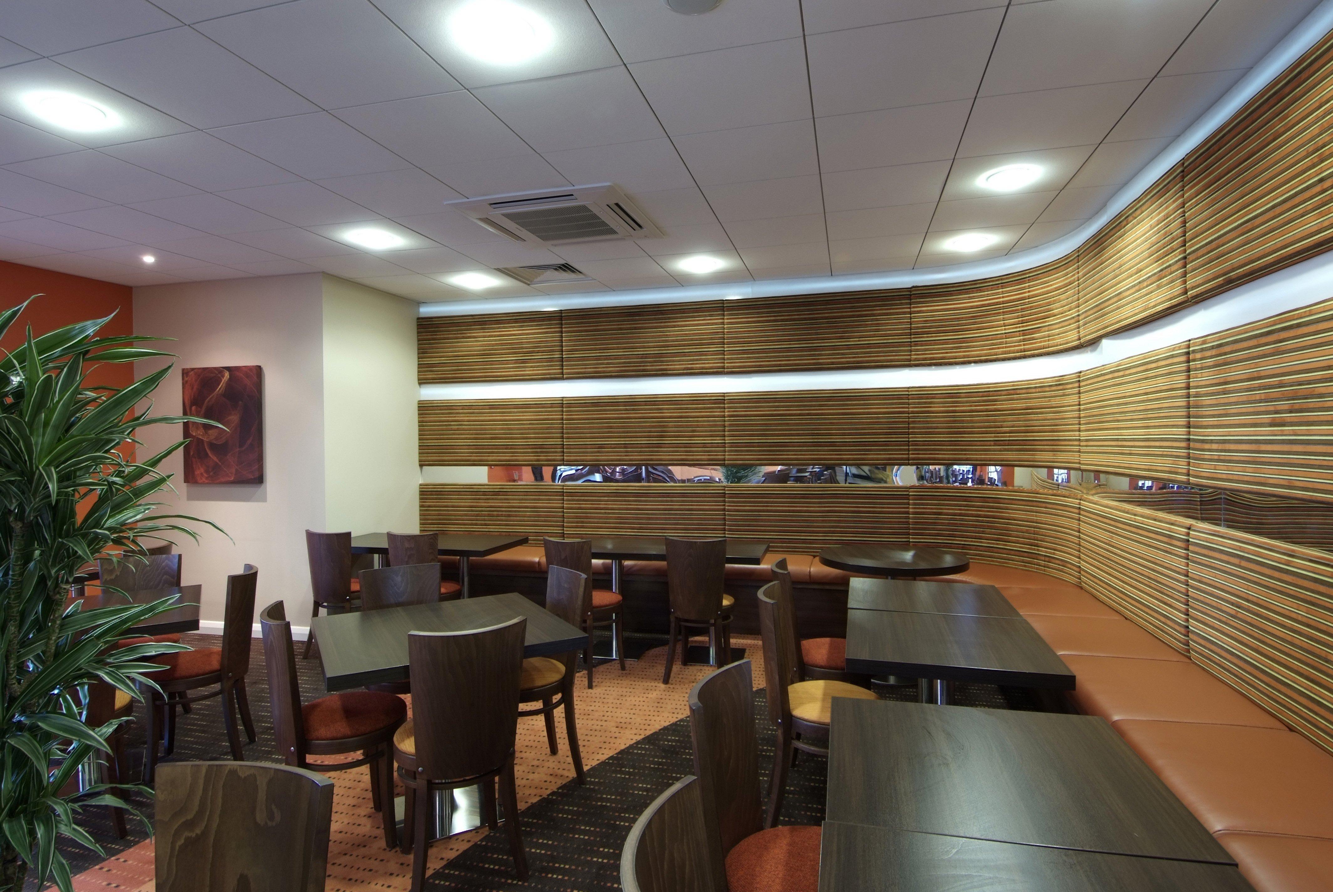 Holiday Inn Express Slough Exteriér fotografie